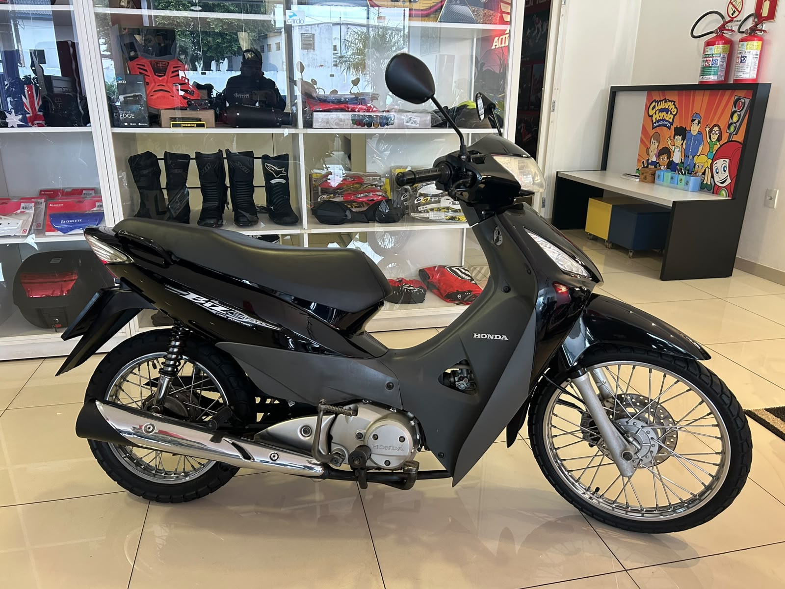 BIZ 125 ES